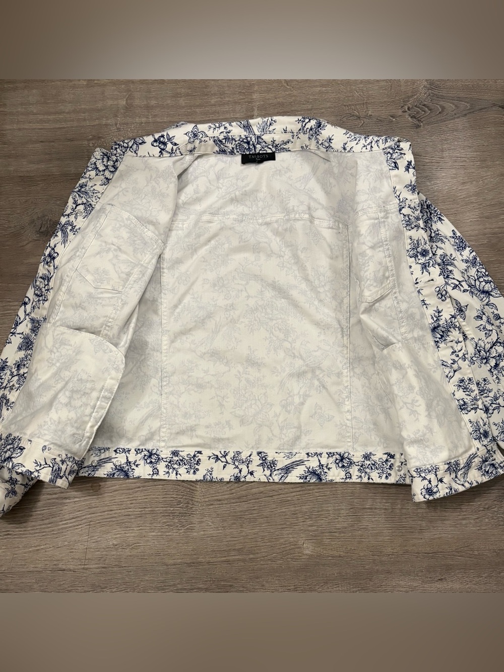Talbots Plus 2X White and Navy Classic Stretch Denim Jacket Bird Toile - Picture 3 of 13